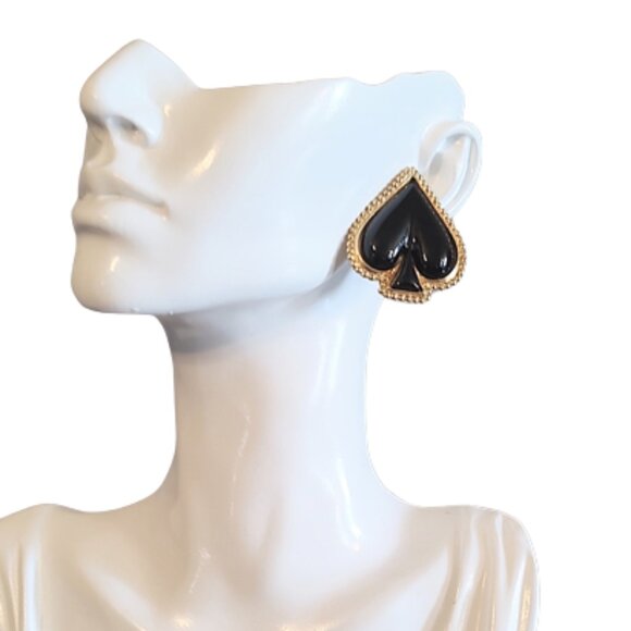 1990s Vintage Large Black & Gold Heart Shaped Pierced Post Earrings By Trifari - Picture 2 of 6